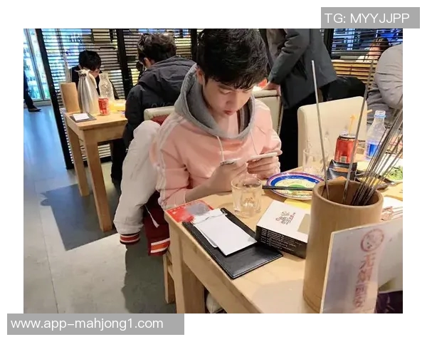 电竞比分赛后复盘RNG与JDG的战术分析与对比探讨